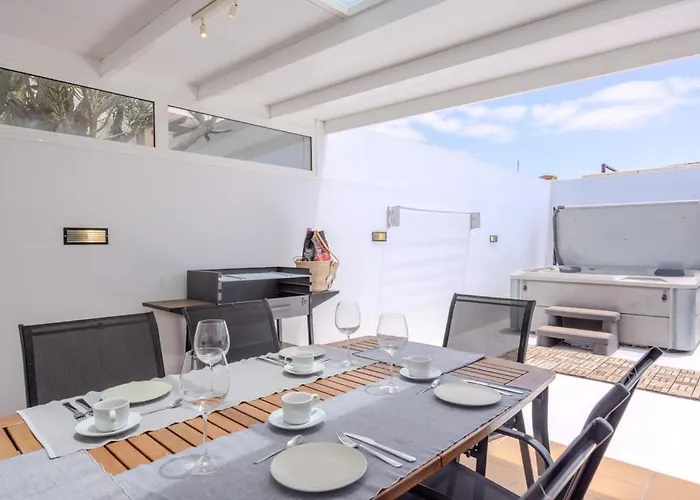 Kakariko Apartamento Playa Honda (Lanzarote)